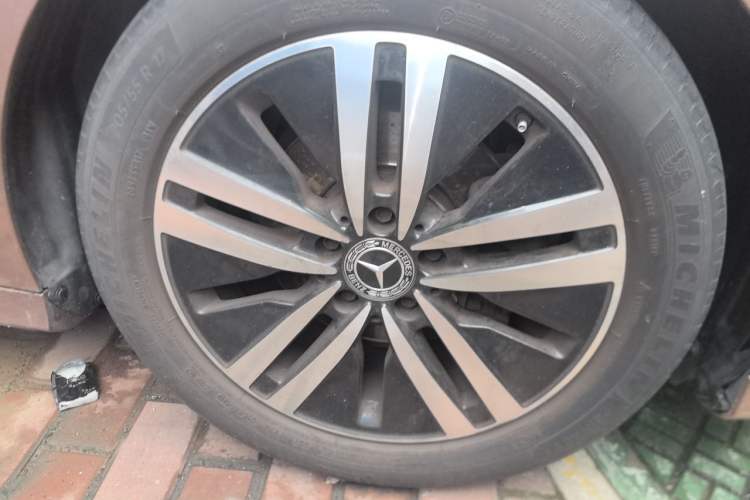 Used Mercedes-Benz A-Class 2019 Restyled A 180 L Sport Sedan Exterior 4