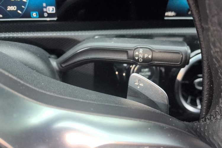 Used Mercedes-Benz A-Class 2019 Restyled A 180 L Sport Sedan Gear Lever
