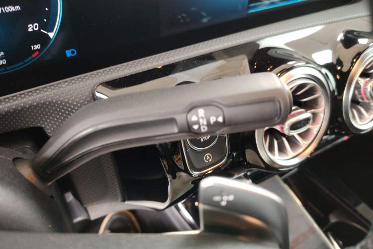 Used Mercedes-Benz A-Class 2019 Restyled A 200 L Sport Sedan Gear Lever