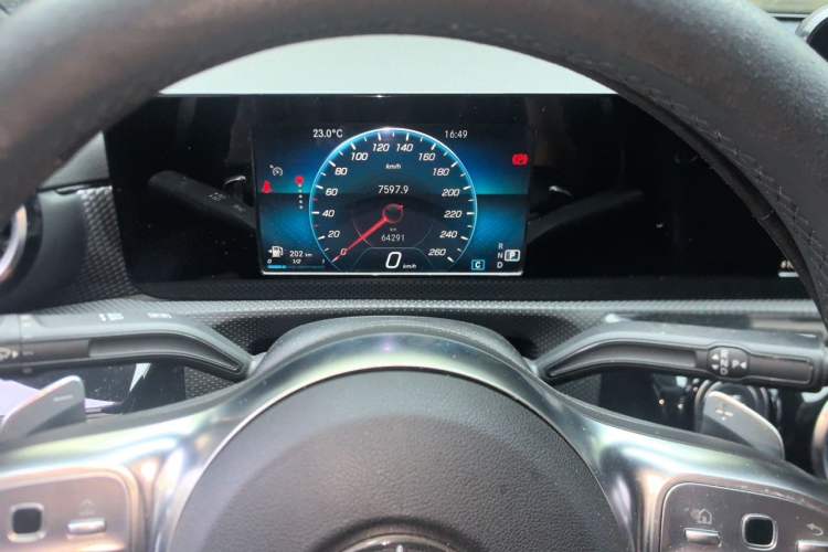 Used Mercedes-Benz A-Class 2019 Restyled A 180 L Sport Sedan Instrument Cluster
