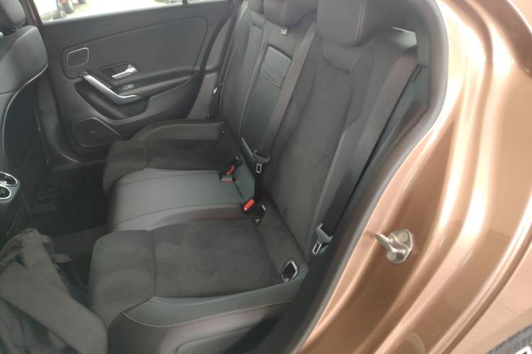 Used Mercedes-Benz A-Class 2019 Restyled A 200 L Sport Sedan Interior 4