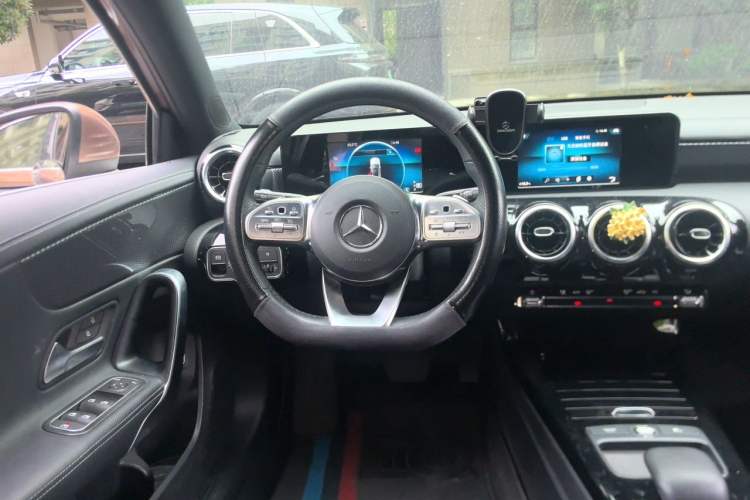 Used Mercedes-Benz A-Class 2019 Restyled A 180 L Sport Sedan Steering Wheel