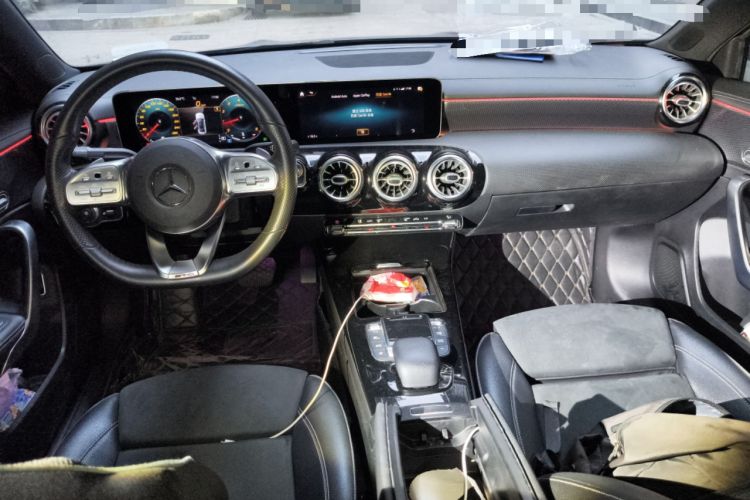 Used Mercedes-Benz A-Class 2020 Restyled A 200 L Sport Sedan Fashion Version Center Console