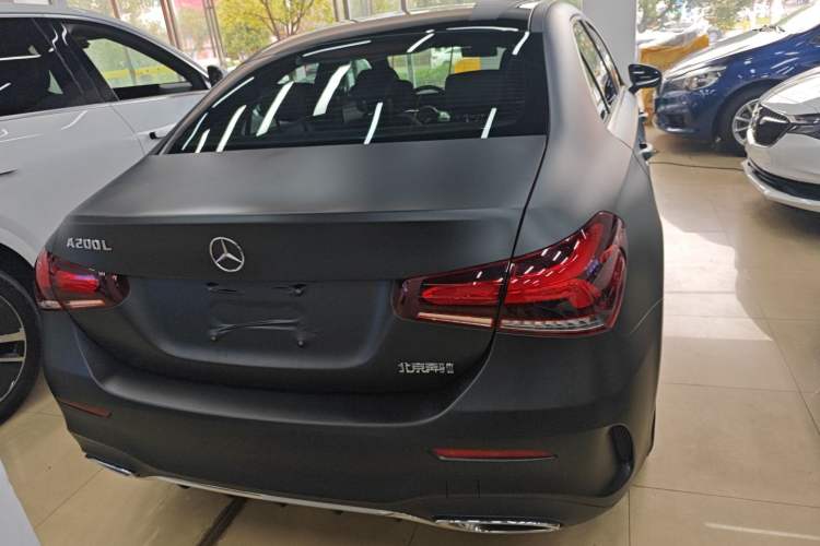Used Mercedes-Benz A-Class 2020 Restyled A 200 L Sport Sedan Fashion Version Exterior 4