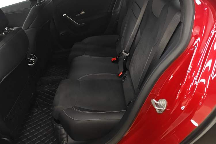 Used Mercedes-Benz A-Class 2020 Restyled A 200 L Sport Sedan Fashion Version Interior 1