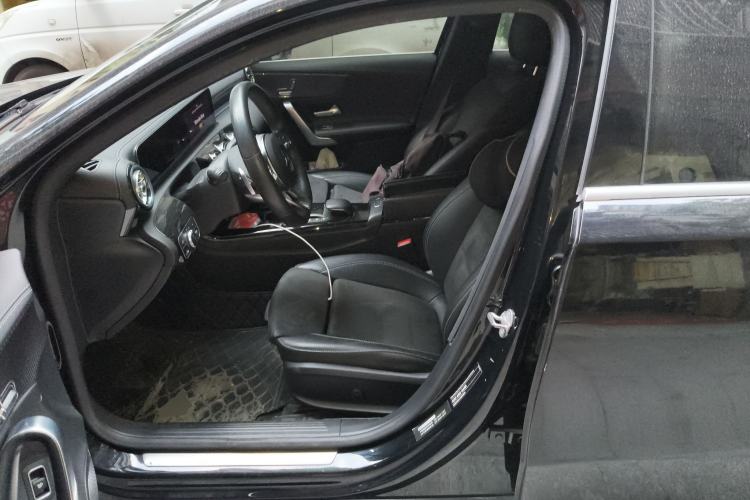 Used Mercedes-Benz A-Class 2020 Restyled A 200 L Sport Sedan Fashion Version Left Front Seat