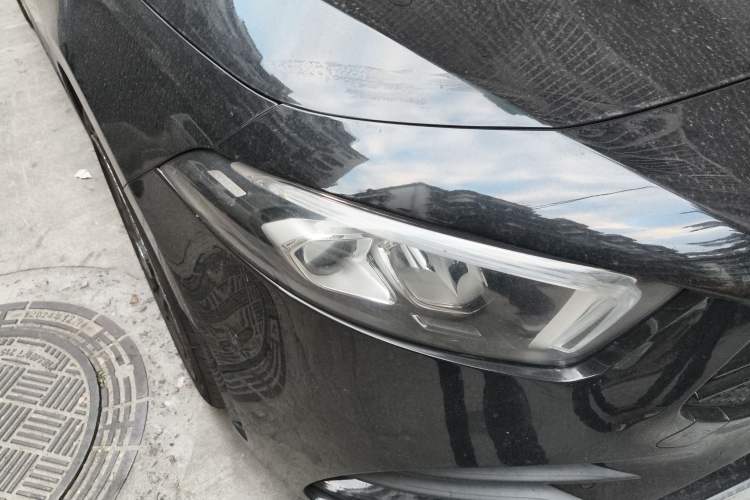 Used Mercedes-Benz A-Class 2020 Restyled A 200 L Sport Sedan Fashion Version Right Front Headlight