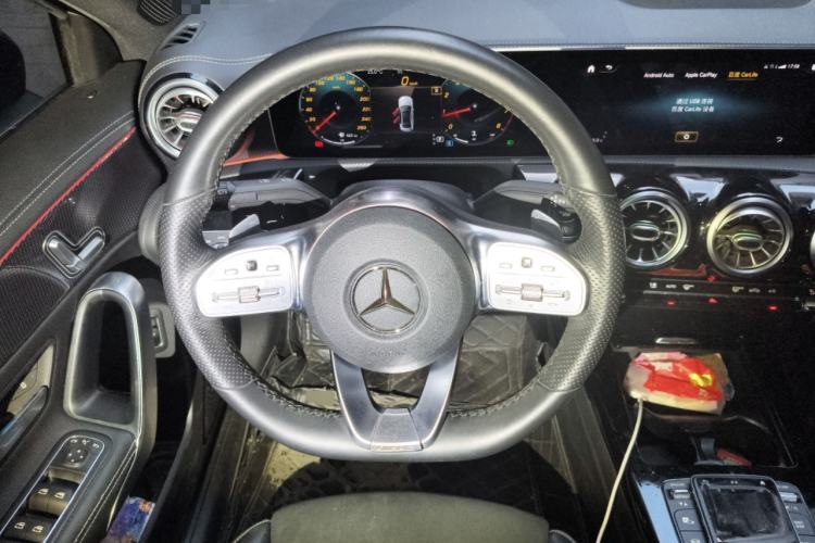 Used Mercedes-Benz A-Class 2020 Restyled A 200 L Sport Sedan Fashion Version Steering Wheel