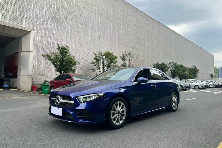Used Mercedes-Benz A-Class 2020 Restyled A 200 L Sport Sedan Fashion Version Guazi used car, China used car export, Used car for sale, Used  cars, Cheapest cars for sale
