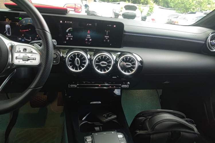 Used Mercedes-Benz A-Class 2020 Restyled A 200 L Sport Sedan Fashion Version Audio And AC Panel