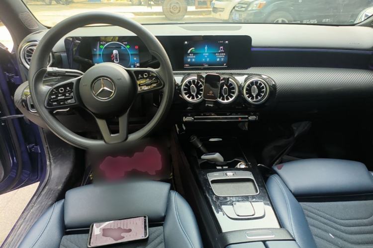 Used Mercedes-Benz A-Class 2020 A 180 L Center Console
