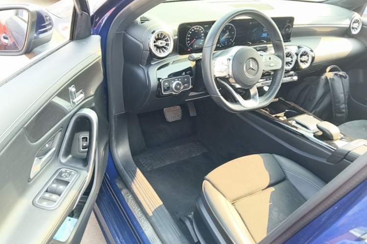 Used Mercedes-Benz A-Class 2020 Restyled A 200 L Sport Sedan Fashion Version Driver Seat