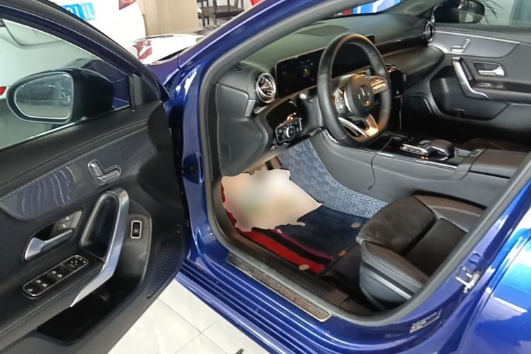 Used Mercedes-Benz A-Class 2020 Restyled A 200 L Sport Sedan Fashion Version Driver Seat