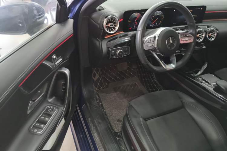 Used Mercedes-Benz A-Class 2020 Restyled A 200 L Sport Sedan Fashion Version Driver Seat