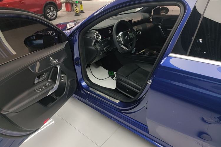 Used Mercedes-Benz A-Class 2020 Restyled A 200 L Sport Sedan Fashion Version Driver Seat