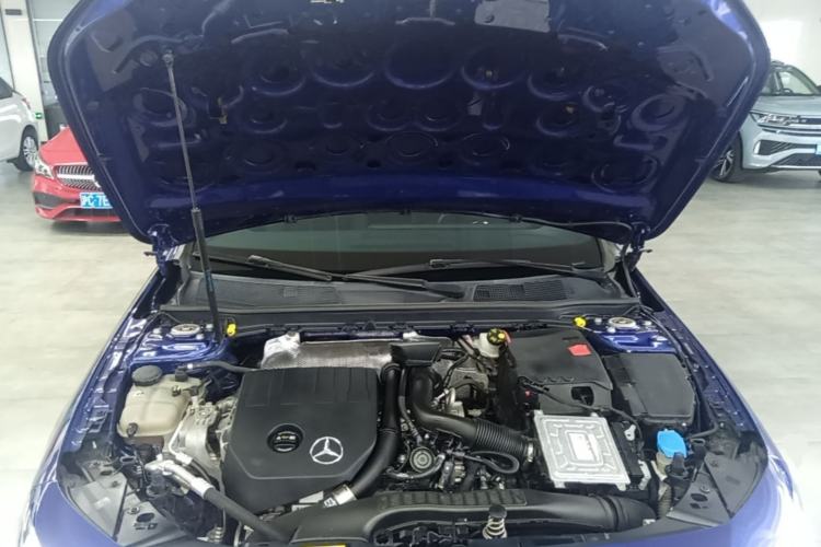 Used Mercedes-Benz A-Class 2020 Restyled A 200 L Sport Sedan Fashion Version Engine Bay