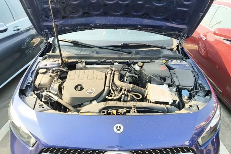 Used Mercedes-Benz A-Class 2020 Restyled A 200 L Sport Sedan Fashion Version Engine Bay