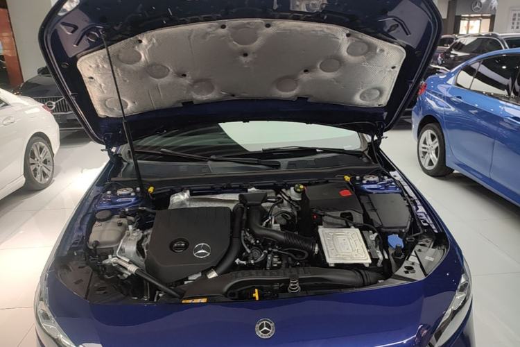 Used Mercedes-Benz A-Class 2020 Restyled A 200 L Sport Sedan Fashion Version Engine Bay