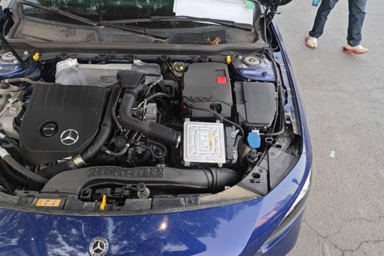 Used Mercedes-Benz A-Class 2020 Restyled A 200 L Sport Sedan Fashion Version Engine Bay Left