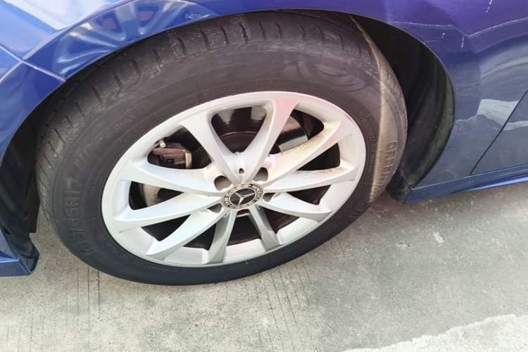 Used Mercedes-Benz A-Class 2020 Restyled A 200 L Sport Sedan Fashion Version Exterior 4