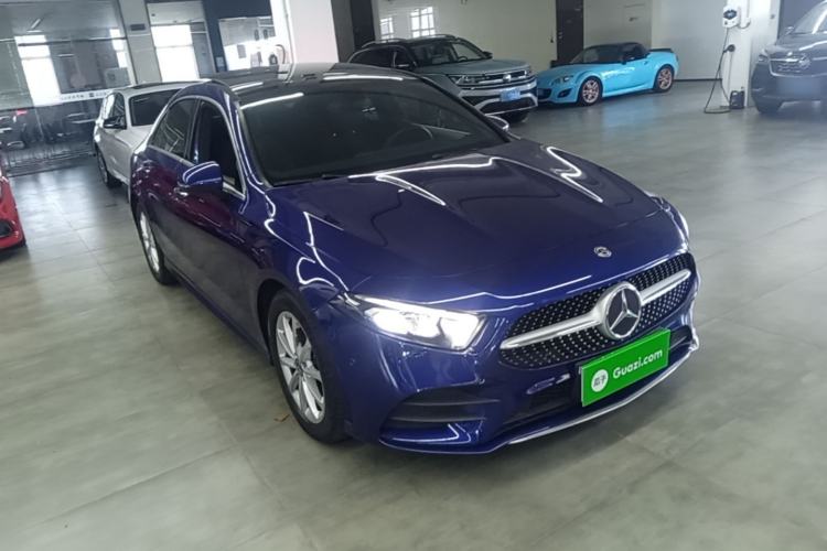 Used Mercedes-Benz A-Class 2020 Restyled A 200 L Sport Sedan Fashion Version Front Right 45 Deg
