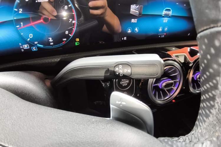 Used Mercedes-Benz A-Class 2020 Restyled A 200 L Sport Sedan Fashion Version Gear Lever