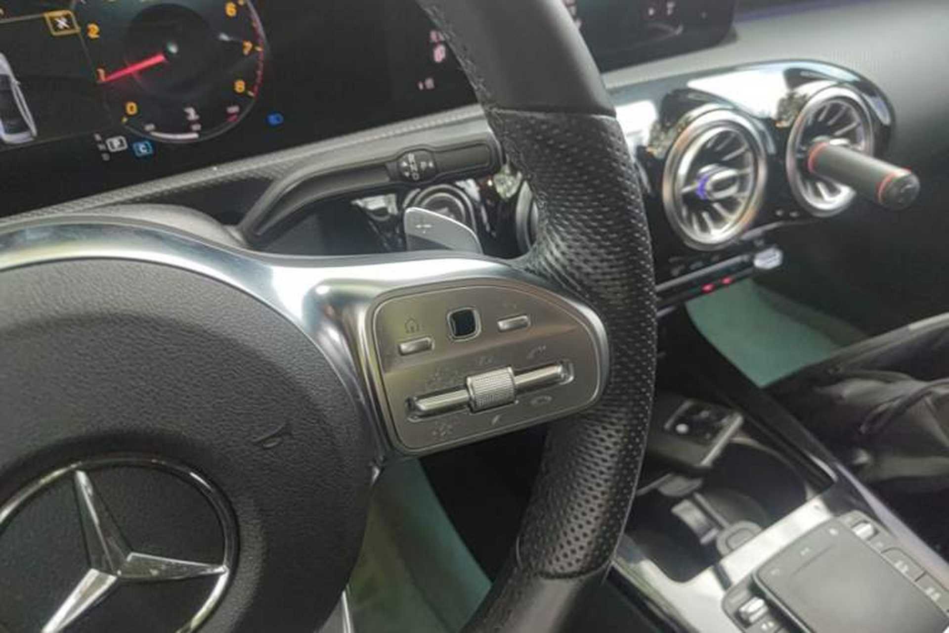 Used Mercedes-Benz A-Class 2020 Restyled A 200 L Sport Sedan Fashion Version Gear Lever