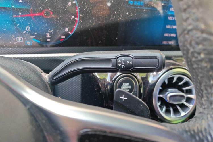 Used Mercedes-Benz A-Class 2020 Facelift A 180 L Sport Sedan Special Configuration Gear Lever