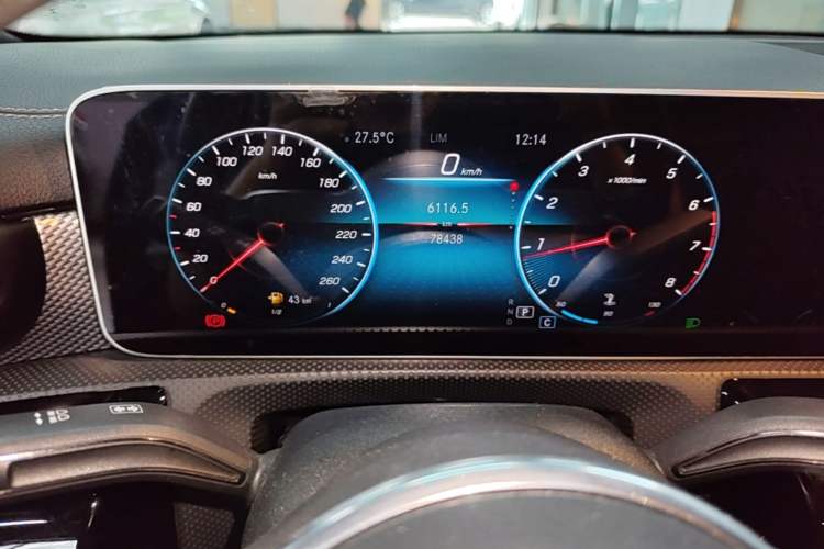 Used Mercedes-Benz A-Class 2020 Facelift A 180 L Sport Sedan Special Configuration Instrument Cluster