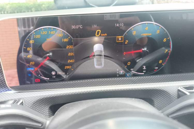 Used Mercedes-Benz A-Class 2020 Restyled A 200 L Sport Sedan Fashion Version Instrument Cluster