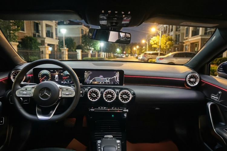 Used Mercedes-Benz A-Class 2020 Restyled A 200 L Sport Sedan Fashion Version Interior 2