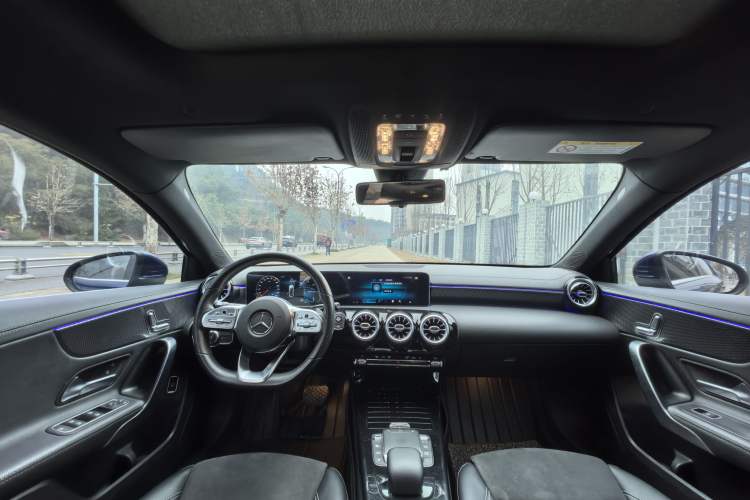 Used Mercedes-Benz A-Class 2020 Restyled A 200 L Sport Sedan Fashion Version Interior 3