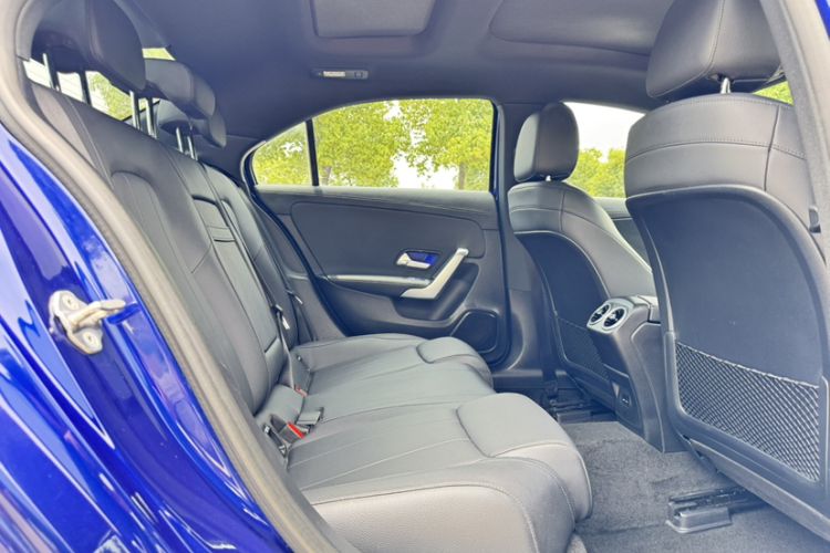Used Mercedes-Benz A-Class 2020 Second Facelift A 180 L Sport Sedan Interior 4