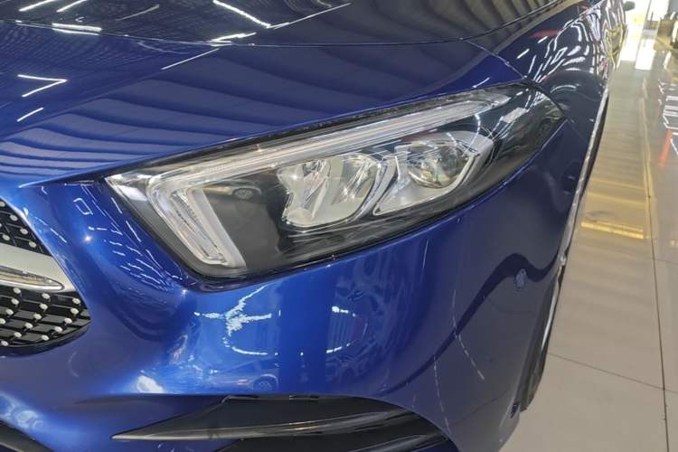 Used Mercedes-Benz A-Class 2020 Restyled A 200 L Sport Sedan Fashion Version Left Front Headlight