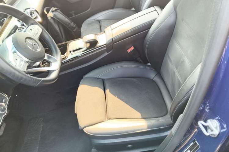 Used Mercedes-Benz A-Class 2020 Restyled A 200 L Sport Sedan Fashion Version Left Front Seat