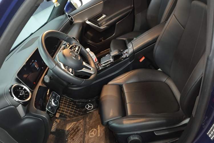Used Mercedes-Benz A-Class 2020 Facelift A 180 L Sport Sedan Special Configuration Left Front Seat