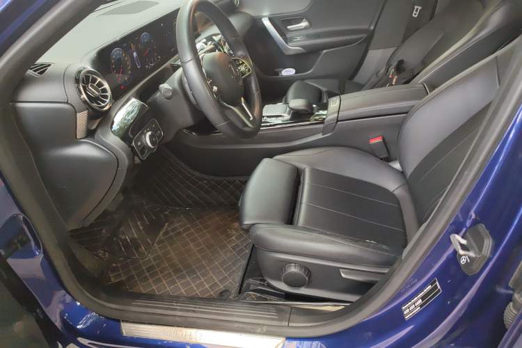 Used Mercedes-Benz A-Class 2020 Second Facelift A 180 L Sport Sedan Left Front Seat