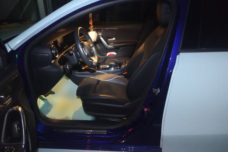 Used Mercedes-Benz A-Class 2020 Restyled A 200 L Sport Sedan Fashion Version Left Front Seat