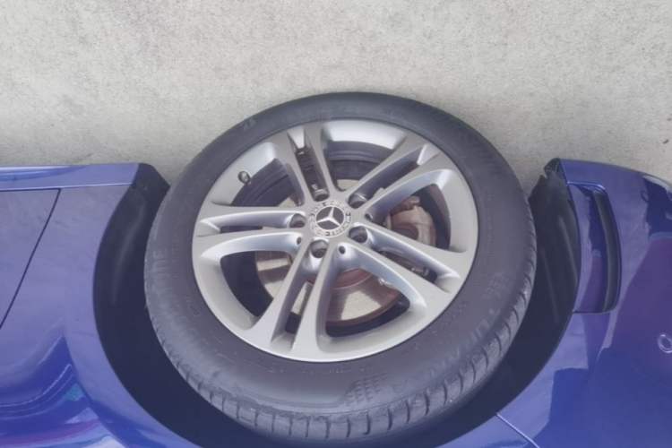 Used Mercedes-Benz A-Class 2020 Second Facelift A 180 L Sport Sedan Left Front Wheel Hub