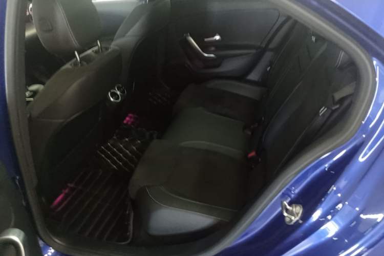 Used Mercedes-Benz A-Class 2020 Restyled A 200 L Sport Sedan Fashion Version Left Rear Seat