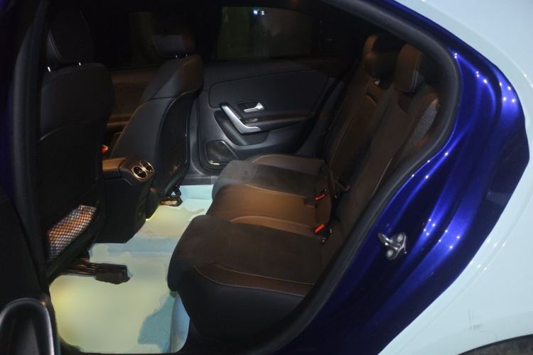 Used Mercedes-Benz A-Class 2020 Restyled A 200 L Sport Sedan Fashion Version Left Rear Seat