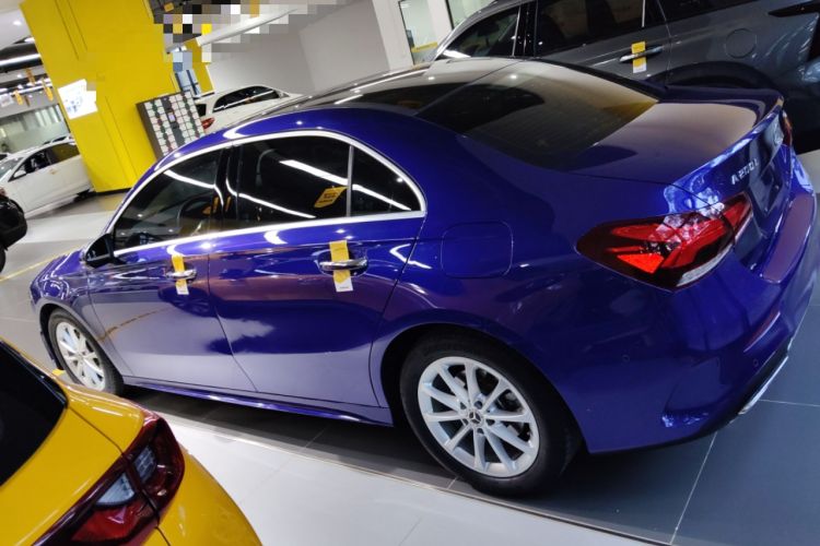 Used Mercedes-Benz A-Class 2020 Restyled A 200 L Sport Sedan Fashion Version Left Side