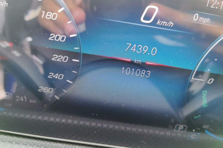 Used Mercedes-Benz A-Class 2020 Restyled A 200 L Sport Sedan Fashion Version Odometer Close Up