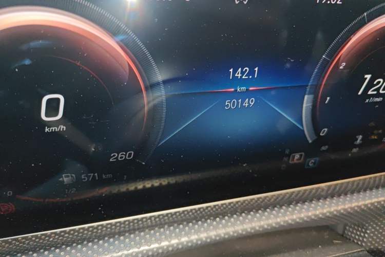 Used Mercedes-Benz A-Class 2020 Restyled A 200 L Sport Sedan Fashion Version Odometer Close Up