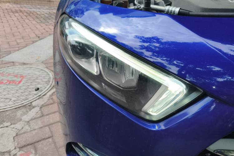 Used Mercedes-Benz A-Class 2020 Restyled A 200 L Sport Sedan Fashion Version Right Front Headlight
