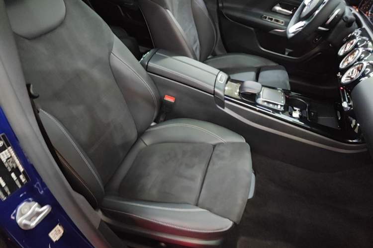 Used Mercedes-Benz A-Class 2020 Restyled A 200 L Sport Sedan Fashion Version Right Front Seat