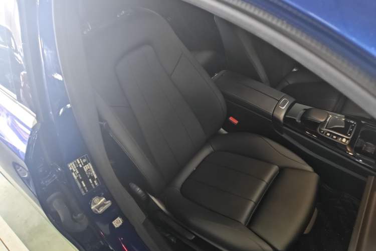 Used Mercedes-Benz A-Class 2020 Second Facelift A 180 L Sport Sedan Right Front Seat