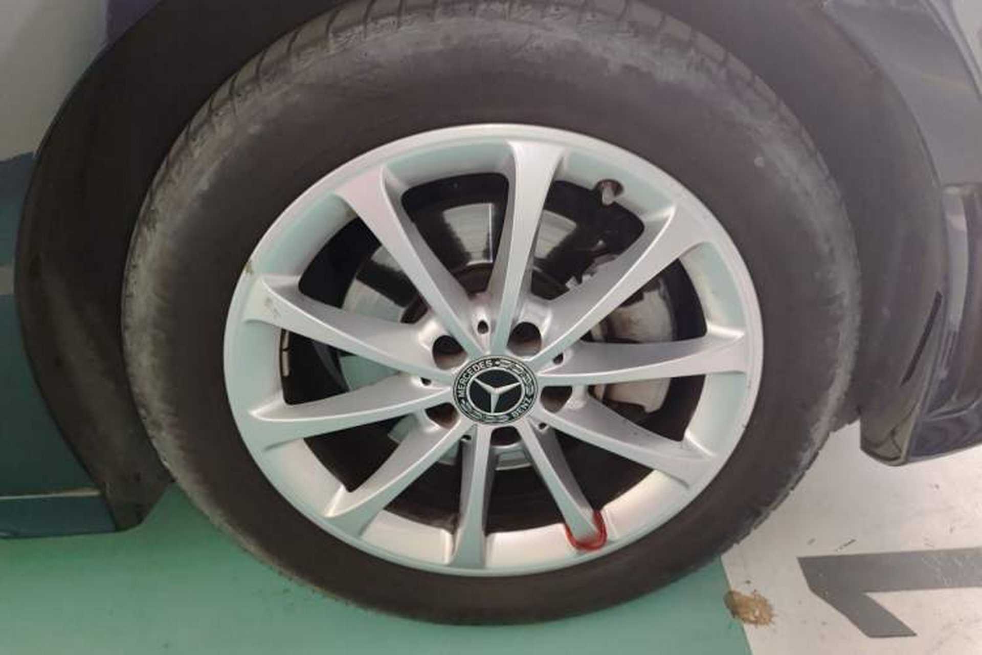 Used Mercedes-Benz A-Class 2020 A 200 L Sport Sedan Right Front Wheel Hub