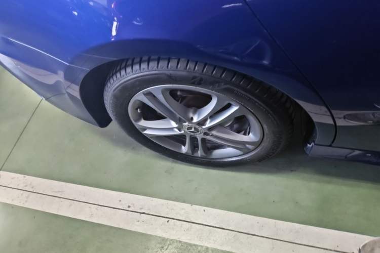 Used Mercedes-Benz A-Class 2020 Second Facelift A 180 L Sport Sedan Right Rear Wheel Hub