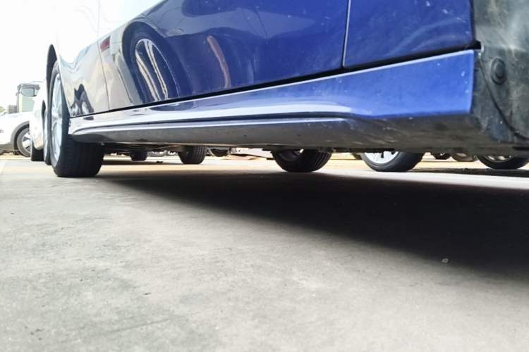 Used Mercedes-Benz A-Class 2020 Restyled A 200 L Sport Sedan Fashion Version Right Side Sill